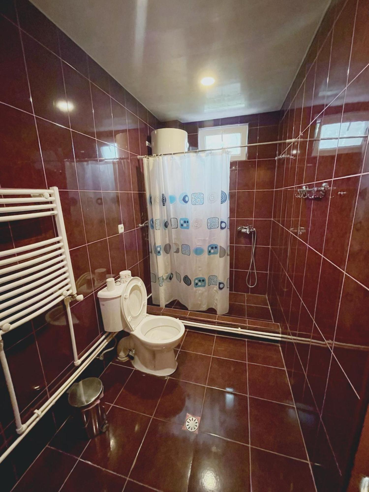 Guest House On Meskheti Borjomi Ruang foto